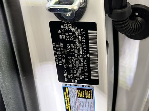 New 2025 Kia Telluride S image 37