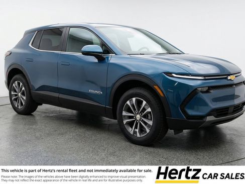 Used 2025 Chevrolet Equinox LT image 1