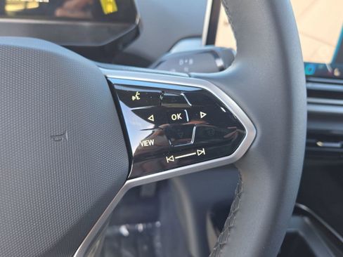 New 2026 Volkswagen ID.4 Pro AWD/4WD image 19