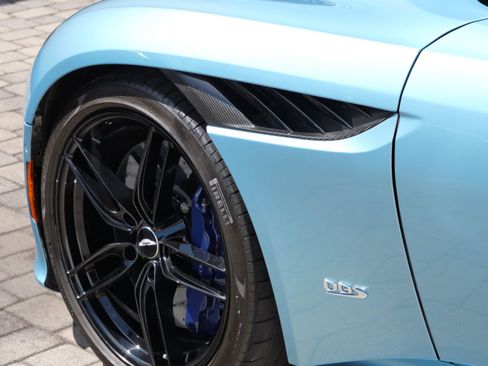 Used 2020 Aston Martin DBS Superleggera Volante RWD image 9
