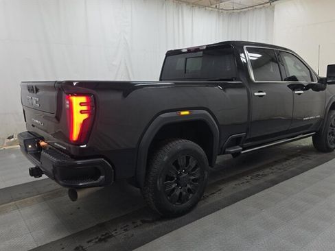 Used 2024 GMC Sierra 2500 Denali Ultimate image 4