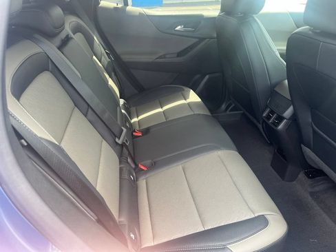New 2026 Chevrolet Equinox LT w/ Convenience Package II FWD image 31