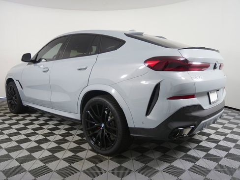 New 2027 BMW X6 xDrive40i w/ Climate Comfort Package AWD/4WD image 5