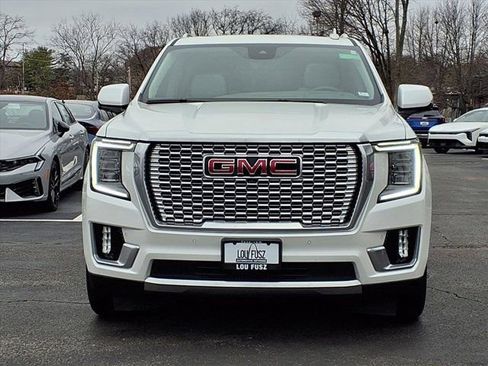 Used 2024 GMC Yukon Denali w/ Denali Reserve Package image 37