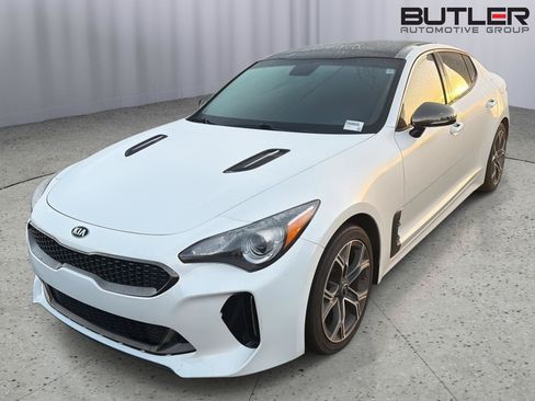 Used 2021 Kia Stinger GT-Line w/ Sun & Sound Package AWD/4WD image 2