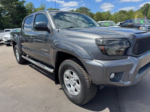 Used 2013 Toyota Tacoma 4x4 Double Cab w/ TRD Off-Road Pkg image 12