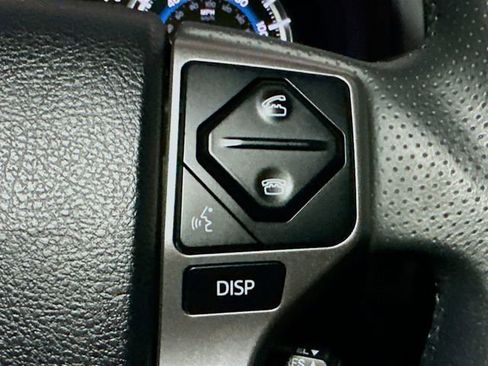 Used 2018 Toyota 4Runner SR5 image 35