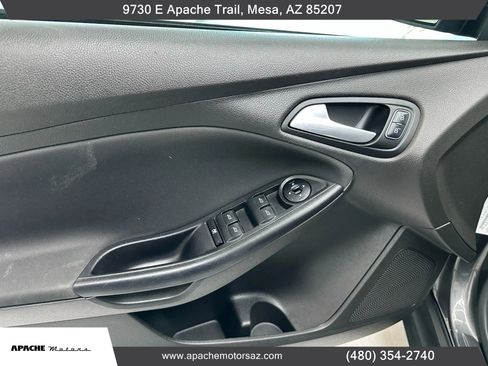 Used 2016 Ford Focus SE image 14