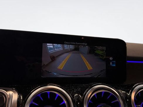 Certified 2023 Mercedes-Benz GLB 250 4MATIC image 29