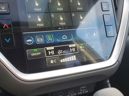 Used 2024 Subaru Crosstrek 2.0i Premium image 28