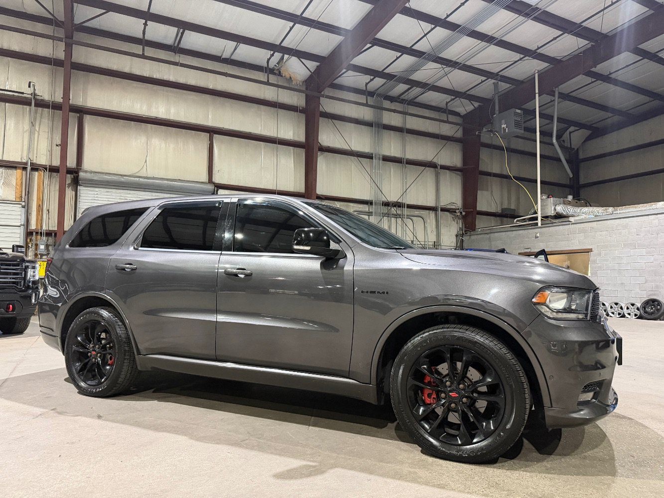 Used 2020 Dodge Durango R/T w/ Blacktop Package AWD/4WD image 4