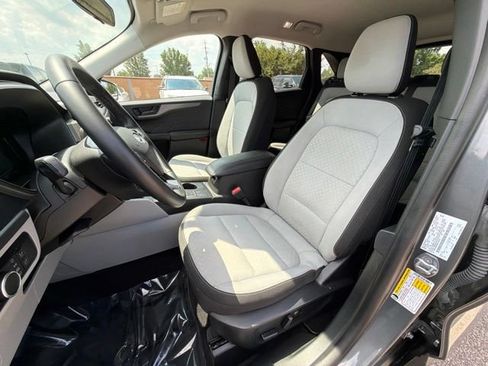 Used 2024 Ford Escape Active AWD/4WD image 14