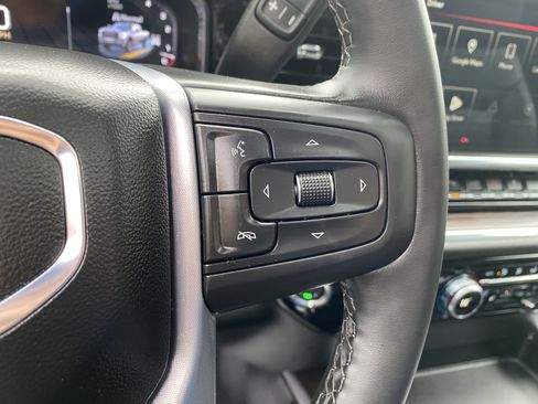 Used 2025 GMC Sierra 2500 SLT image 22