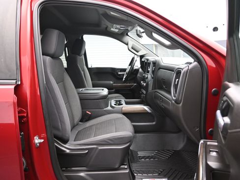 Used 2020 Chevrolet Silverado 1500 RST image 13
