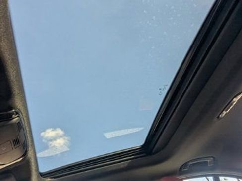 Used 2023 BMW 330i Sedan w/ Driving Assistance Package image 21