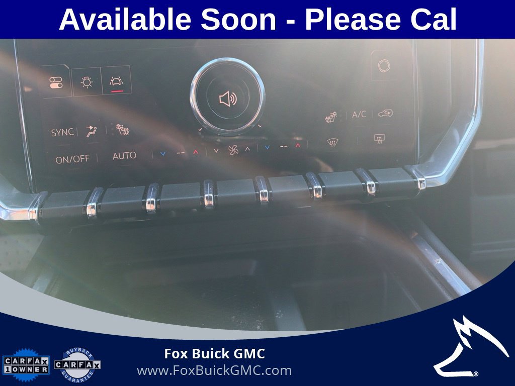 Used 2025 GMC Acadia Elevation w/ Elevation Premium Package AWD/4WD image 12