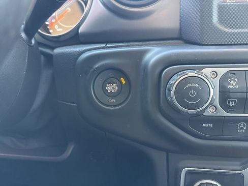 Certified 2021 Jeep Wrangler Unlimited Sport image 13