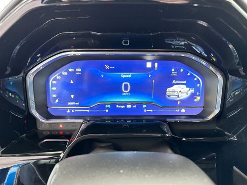 Certified 2022 Chevrolet Silverado 1500 RST image 16