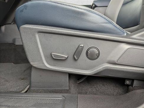 Used 2024 Ford Bronco Outer Banks image 11