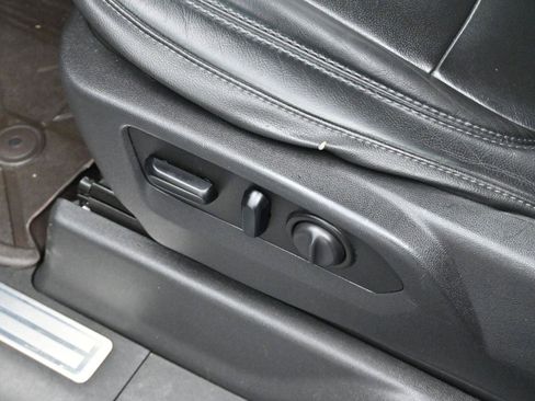 Used 2019 Chevrolet Silverado 1500 LT Trail Boss image 14