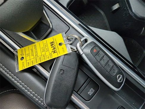 Used 2024 Nissan Pathfinder Platinum w/ Cargo Package image 48