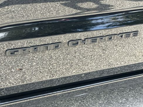 Used 2019 Jeep Grand Cherokee Altitude RWD image 11