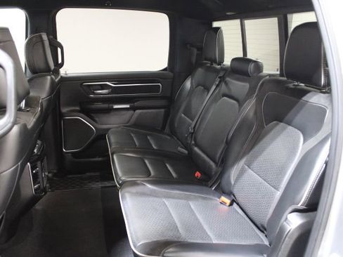Used 2021 RAM 1500 Laramie AWD/4WD image 19