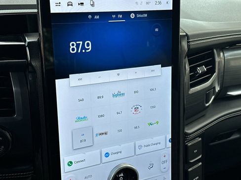 Used 2024 Ford F150 Lightning Platinum image 22