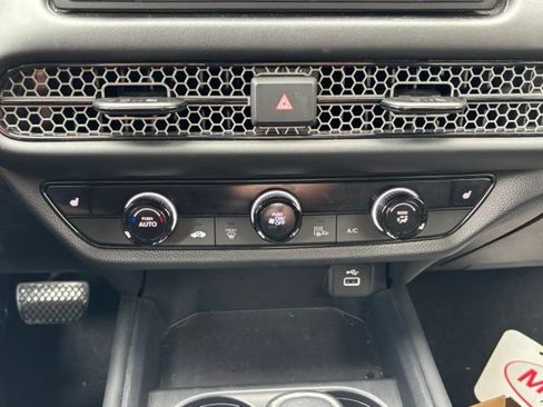 Certified 2024 Honda HR-V Sport image 13