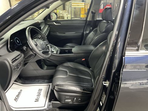 Used 2023 Hyundai Palisade Limited image 19