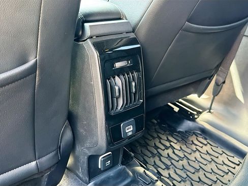 Used 2022 Jeep Compass High Altitude AWD/4WD image 18