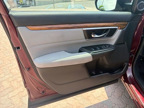 Used 2017 Honda CR-V EX image 8