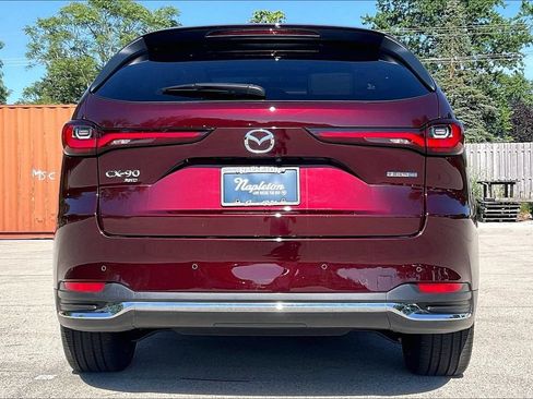 Used 2024 MAZDA CX-90 Plug-In Hybrid w/ Premium Pkg AWD/4WD image 4