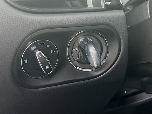 New 2026 Porsche Macan image 11