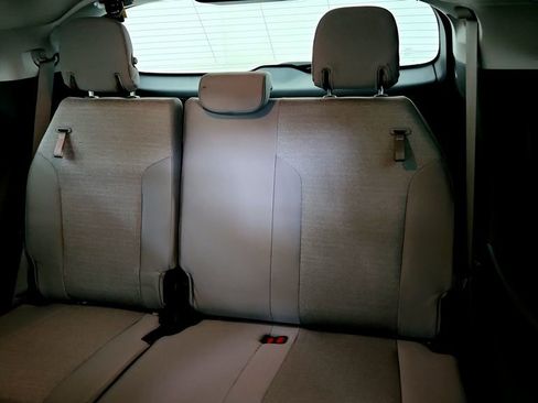 Certified 2025 Toyota Sienna LE AWD/4WD image 23