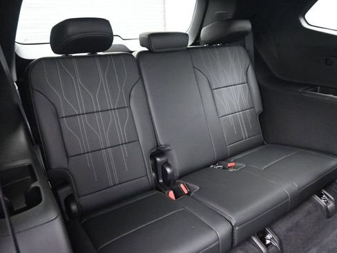 New 2026 Buick Enclave Avenir w/ Super Cruise Package image 16