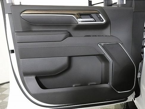 New 2025 Chevrolet Silverado 2500 LT w/ Texas Edition AWD/4WD image 12