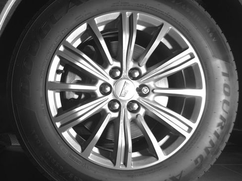 Used 2017 Cadillac XT5 Luxury w/ Driver Awareness Package AWD/4WD image 12