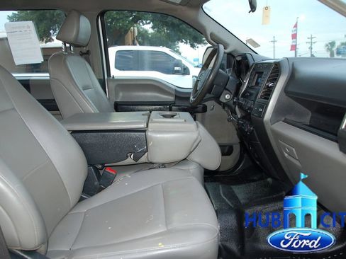 Used 2022 Ford F250 XL w/ Power Equipment Group AWD/4WD image 16
