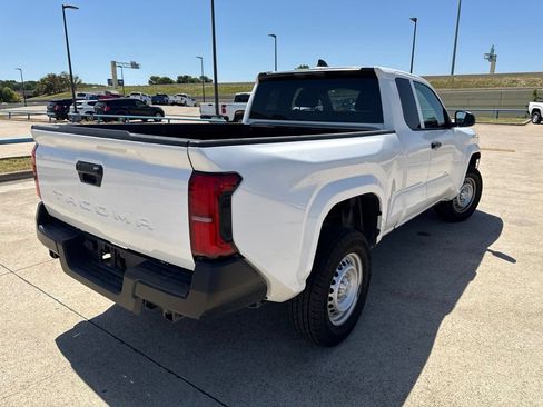 Used 2024 Toyota Tacoma SR RWD image 8
