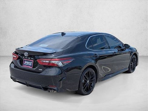 Used 2023 Toyota Camry XSE FWD image 5