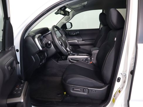 Used 2023 Toyota Tacoma 4x4 Double Cab image 20