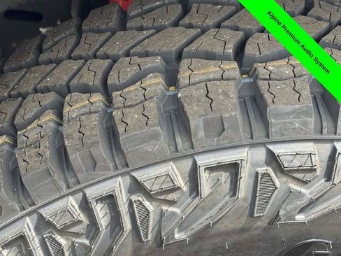 Used 2021 Jeep Gladiator Rubicon AWD/4WD image 32