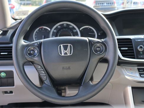 Used 2015 Honda Accord LX image 15