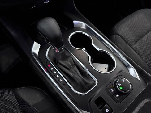 Certified 2022 Chevrolet Traverse LT image 22