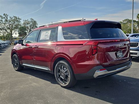 New 2026 Kia Carnival SX image 6