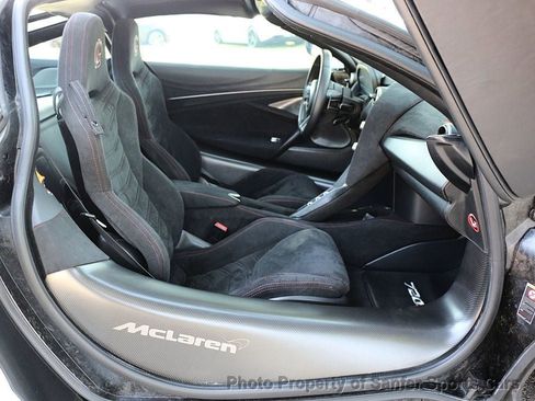 Used 2018 McLaren 720S Luxury RWD image 28