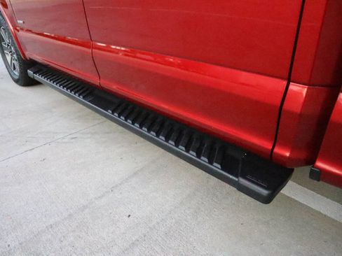 Used 2016 Ford F150 Lariat image 19