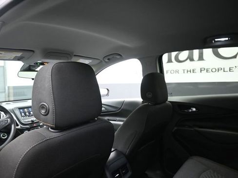 Used 2021 Chevrolet Equinox LT FWD image 24