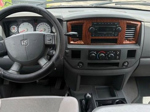 Used 2006 Dodge Ram 2500 Truck SLT w/ Quad Cab Big Horn Value Group AWD/4WD image 3